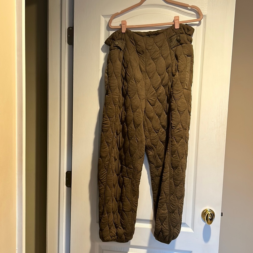 Freepeople Movement quilted olive green pants
